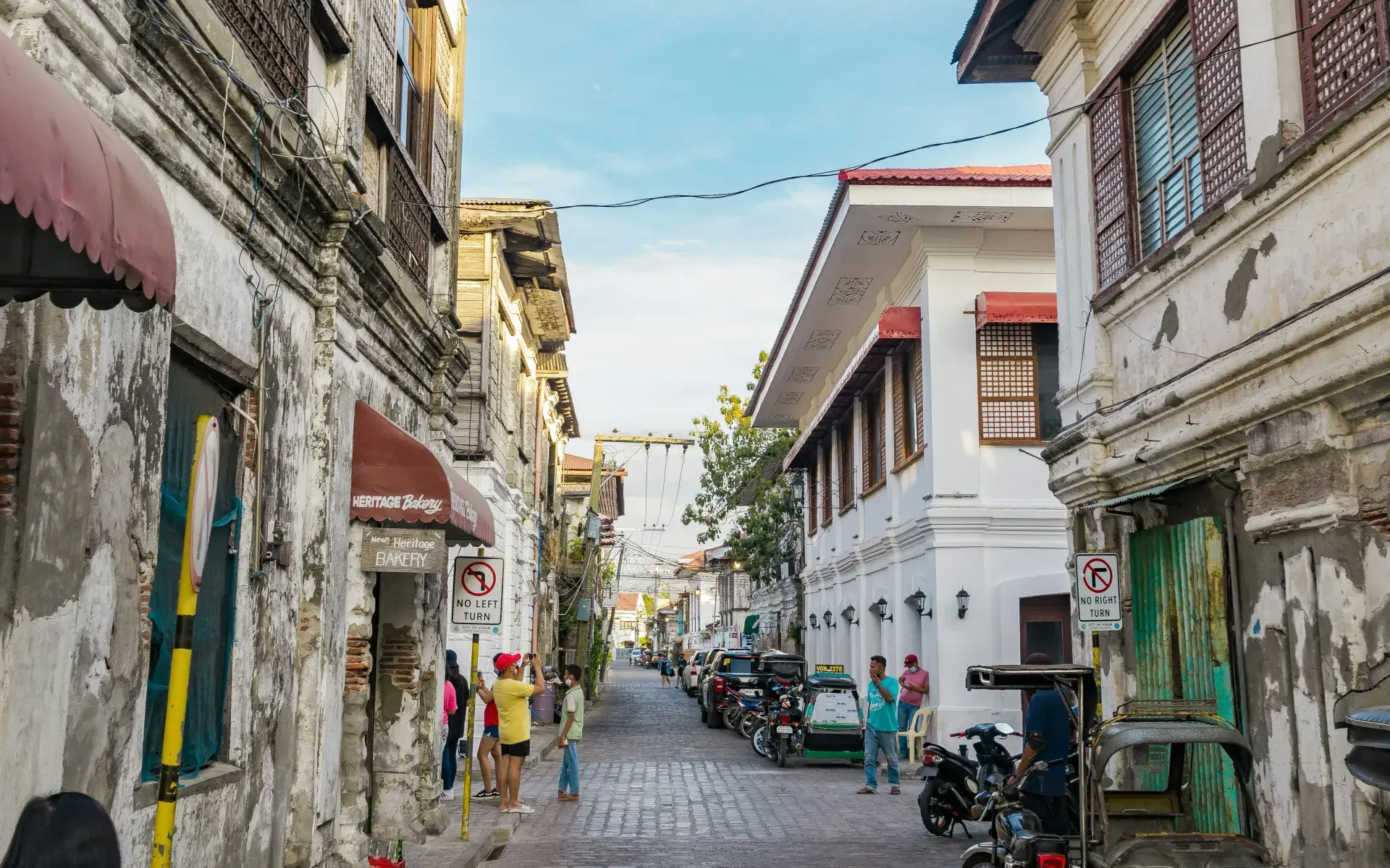 A street of old colonial houses in Vigan